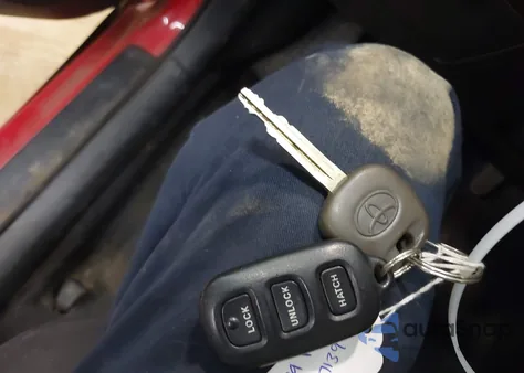 2005 Toyota Corolla Matrix Xr из США, поврежденный, VIN 2T1LR32EX5C342968